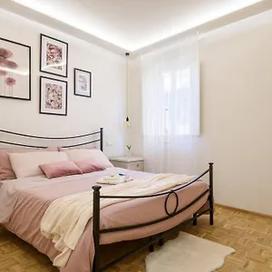 Casa Agata, Accogliente Nel Centro Storico Apartment